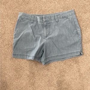 Size 4 Magellan Shorts. Jean blue. Great for the outdoors and hiking!!